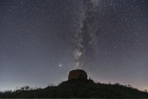 “神奇宁夏 星星故乡”专题摄影展